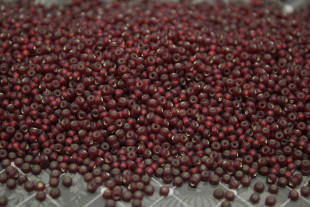 Бисер Чехия круглый 10/0 50г 97120 бордовый матовый