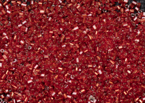 Бисер Чехия рубка 11/0 50г 97050 прозрачный алый с серебряным прокрасом
